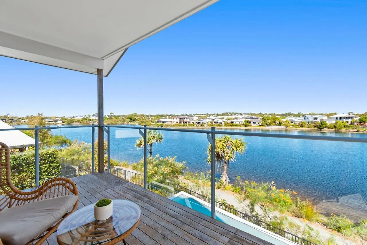 Holiday home Serenity Lake House Mountain Creek